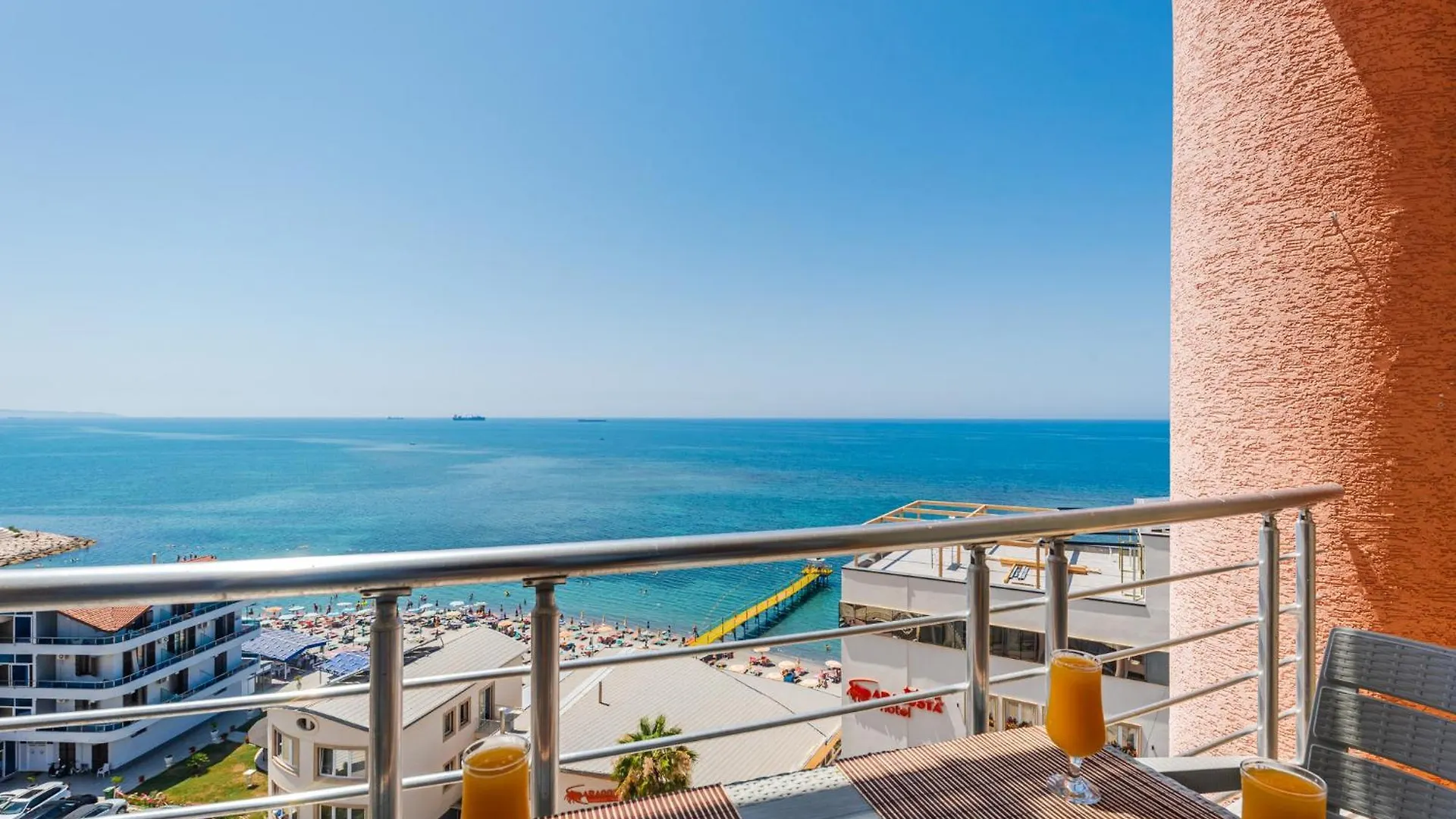 Soleil 2 Bedrom Apartment Durrës