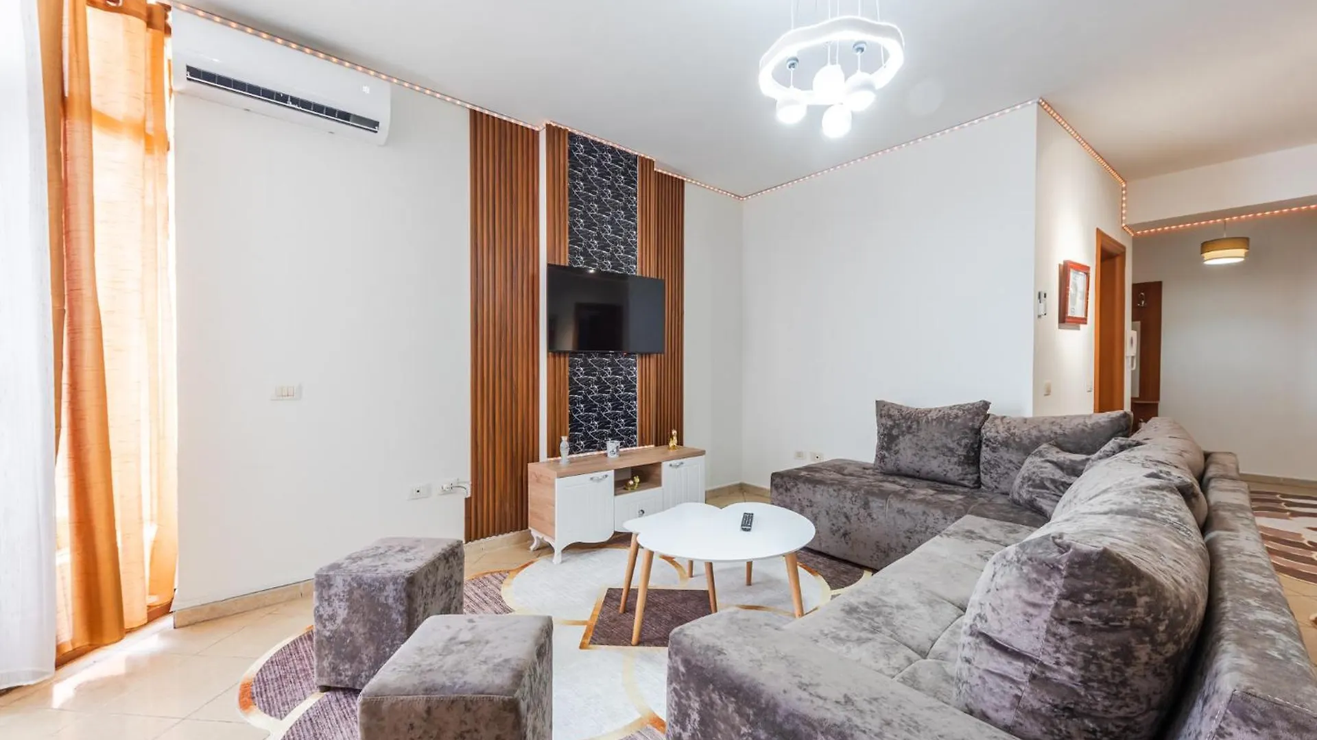 Soleil 2 Bedrom Apartment Durrës 0*,
